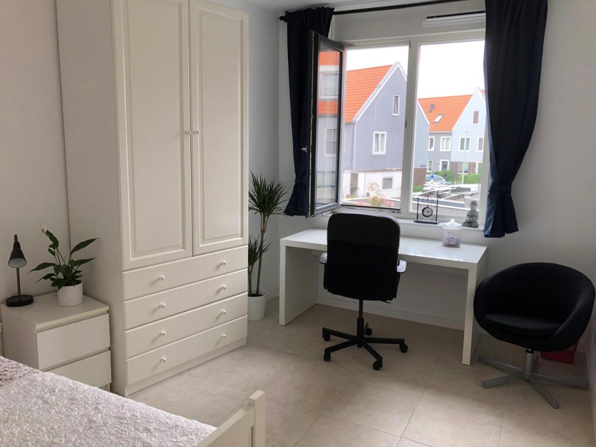 B&B Twiske Zuid, Amsterdam Free Parking Экстерьер фото